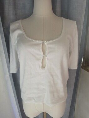 Abercrombie & Fitch White Ribbed Scoop Neck Top with Keyhole Buttons